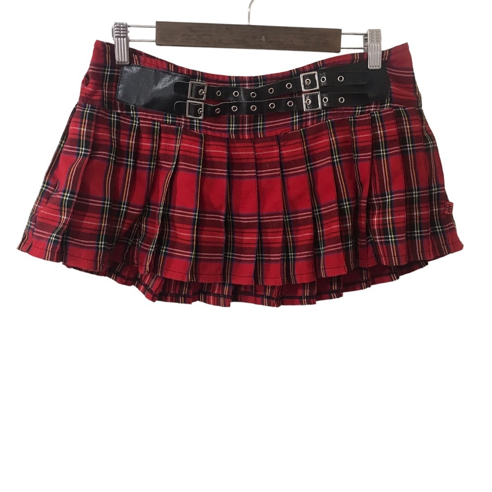 Vintage Royal Bones red and black plaid pleated mini skirt